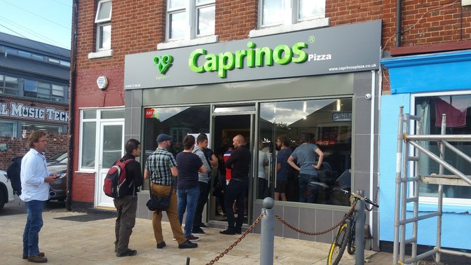Caprinos Pizza