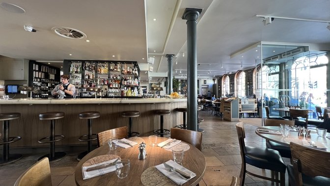 Quod Restaurant & Bar