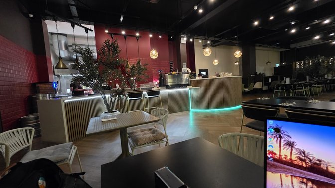 Tempering Indian Restaurant & Bar