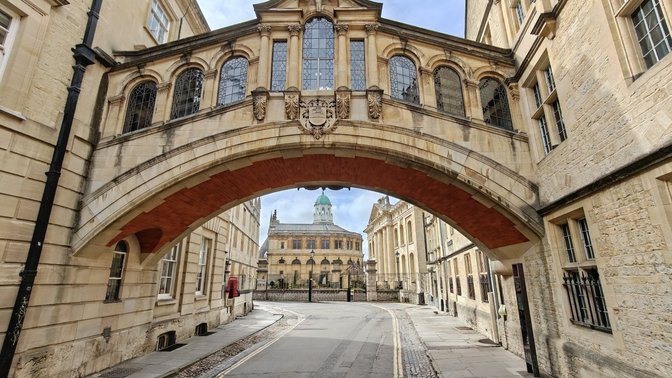 The Hertford Bridge