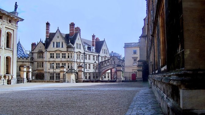 The Hertford Bridge