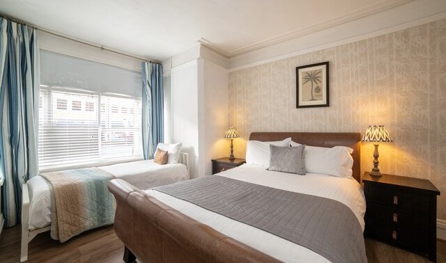 OYO Lonsdale Guest House