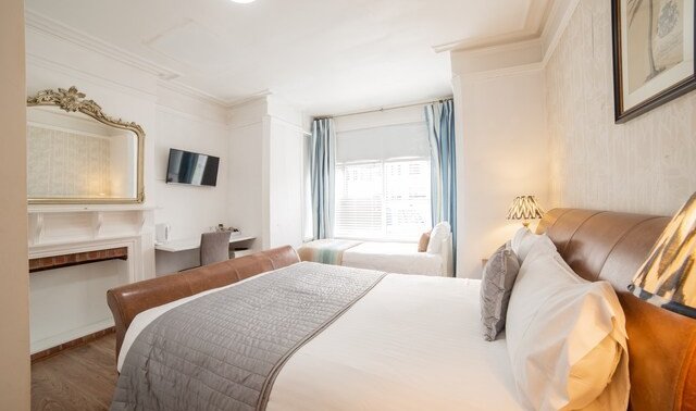 OYO Lonsdale Guest House