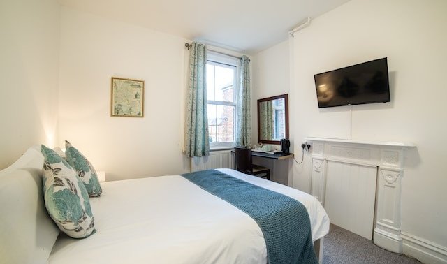 OYO Lonsdale Guest House