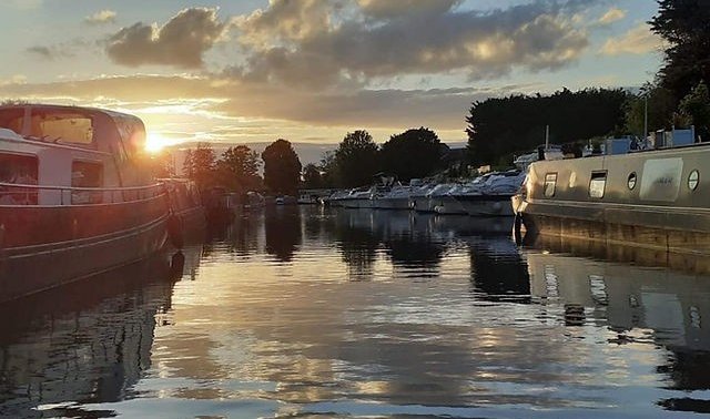 Osney Marina and Tatty Art Gallery