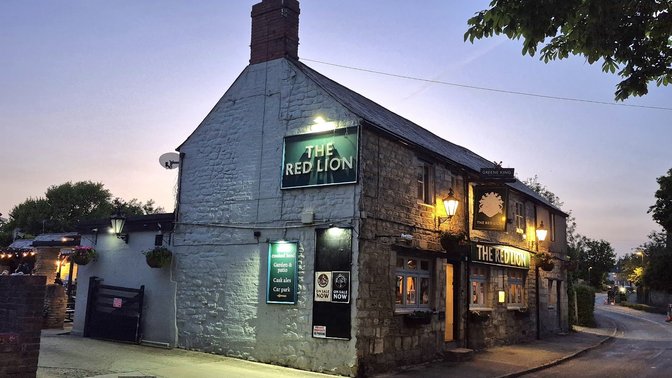 The Red Lion, Old Marston