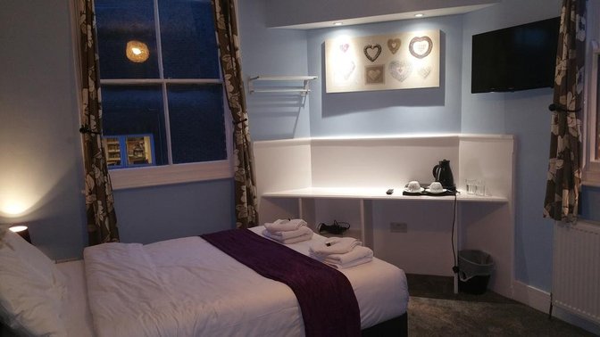 Ali Inn Oxford