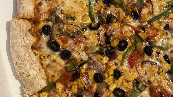 Exprizza & Desi Grill