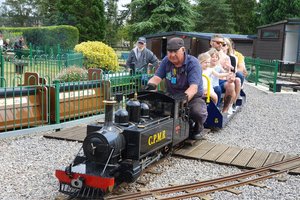 Cutteslowe Park Miniature Railway