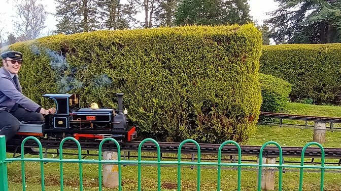 Cutteslowe Park Miniature Railway