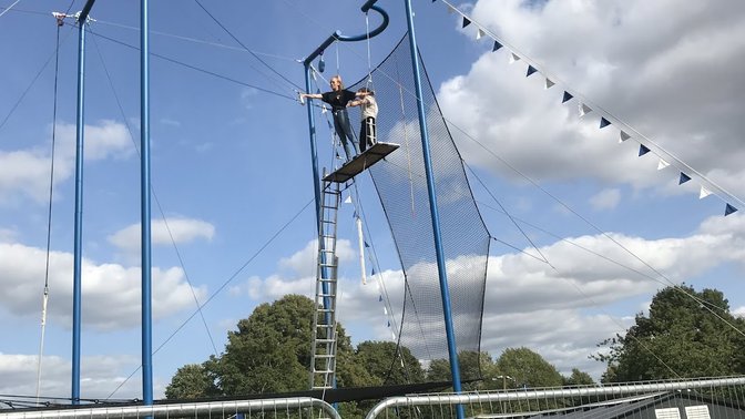 High Fly Trapeze