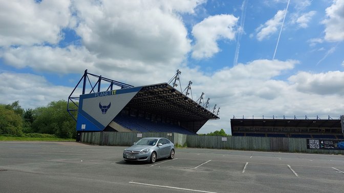 Kassam Stadium