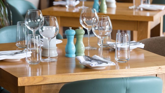 Napier's @ Oxford Thames