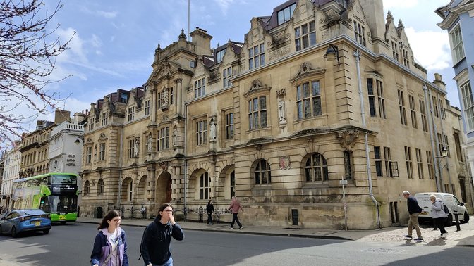 Oriel College