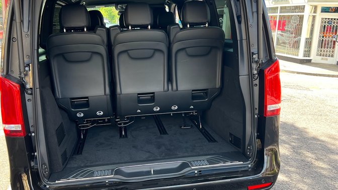 Oxford Private Transfers & Limo Services: Airport, Cruise Port, Hotel Pickups