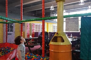 Partyman World Of Play