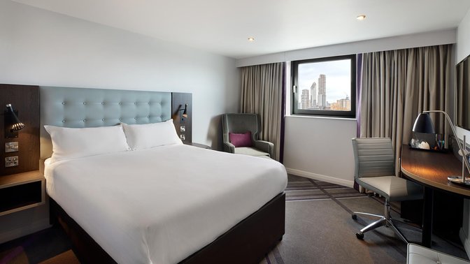 Premier Inn Oxford Cowley hotel
