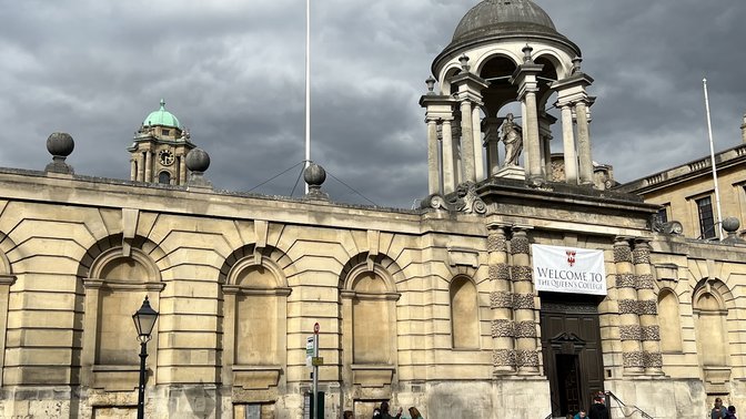 Queen's College