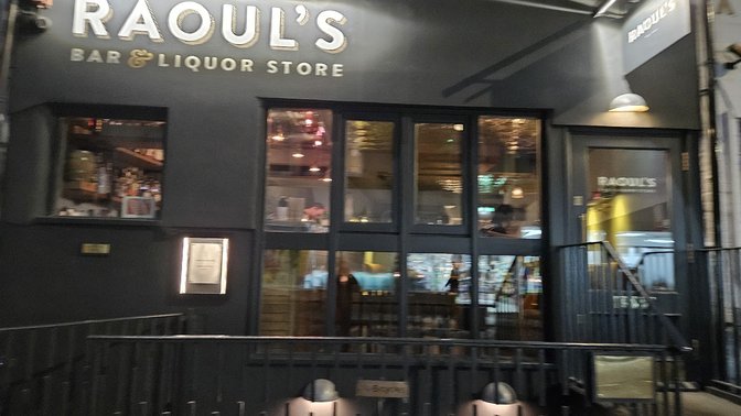 Raoul's Bar