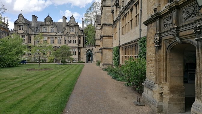 Rory in Oxford: Tours of Oxford and Oxford University