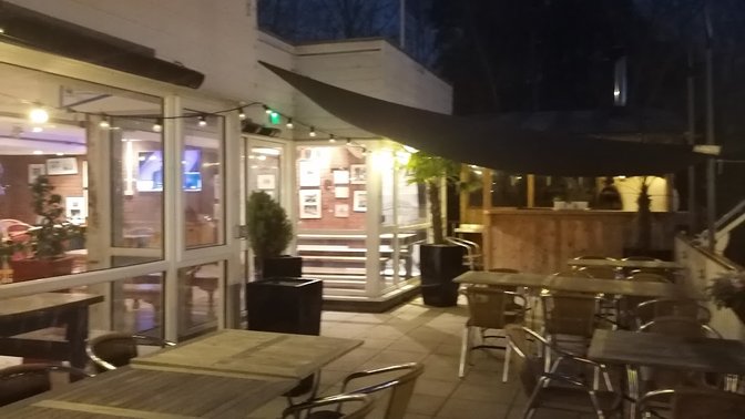 Rowing Club Bar & Cafe