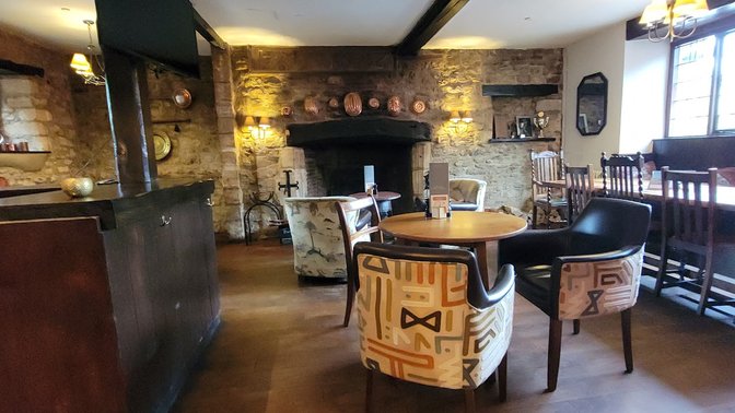 The Bear and Ragged Staff