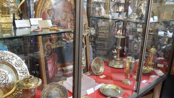 The Chapter House Shop