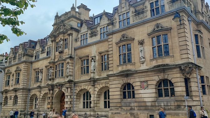 The Oxford Tourist