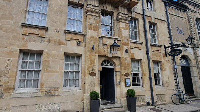 Vanbrugh House Hotel