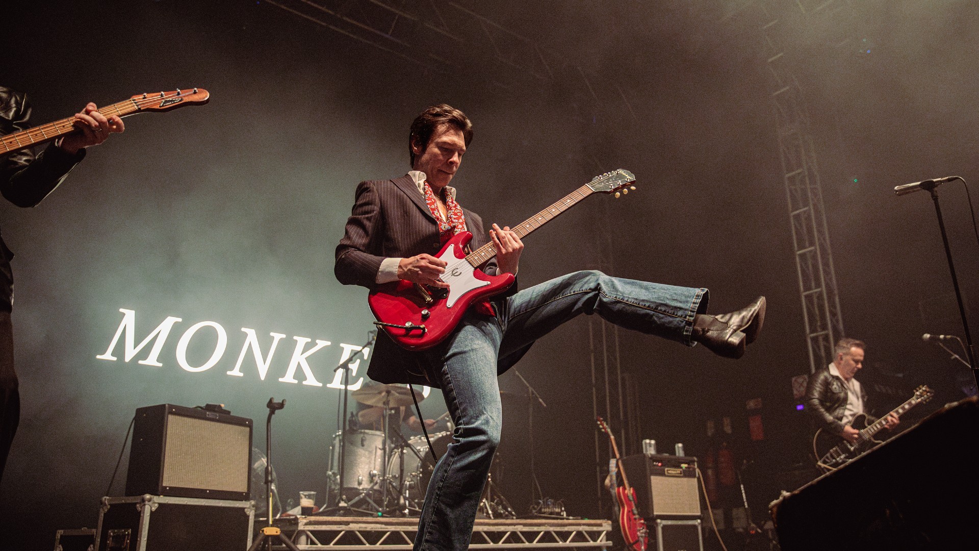 Antarctic Monkeys Bring Mid-2000s Indie Sleaze to Cowley Road
