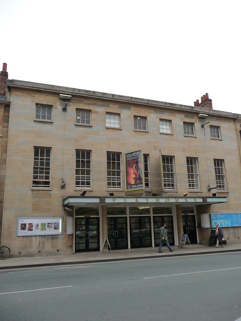 Viral Satire Hits the Stage: Michael Spicer Arrives in Oxford