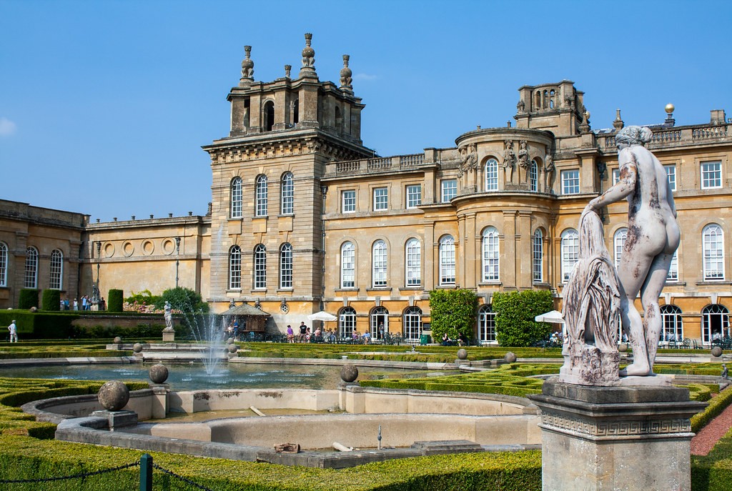 Palace Parades and Breed Meet-Ups: DogFest Arrives at Blenheim