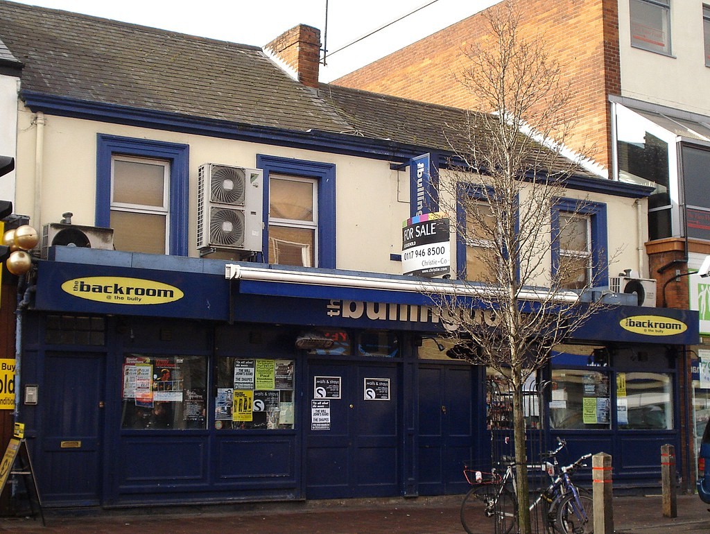 Folk-Punk Fury: The Men They Couldn't Hang Hit Cowley Road