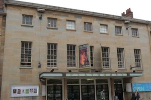 The Gang of Three Brings Sharp Political Drama to Oxford