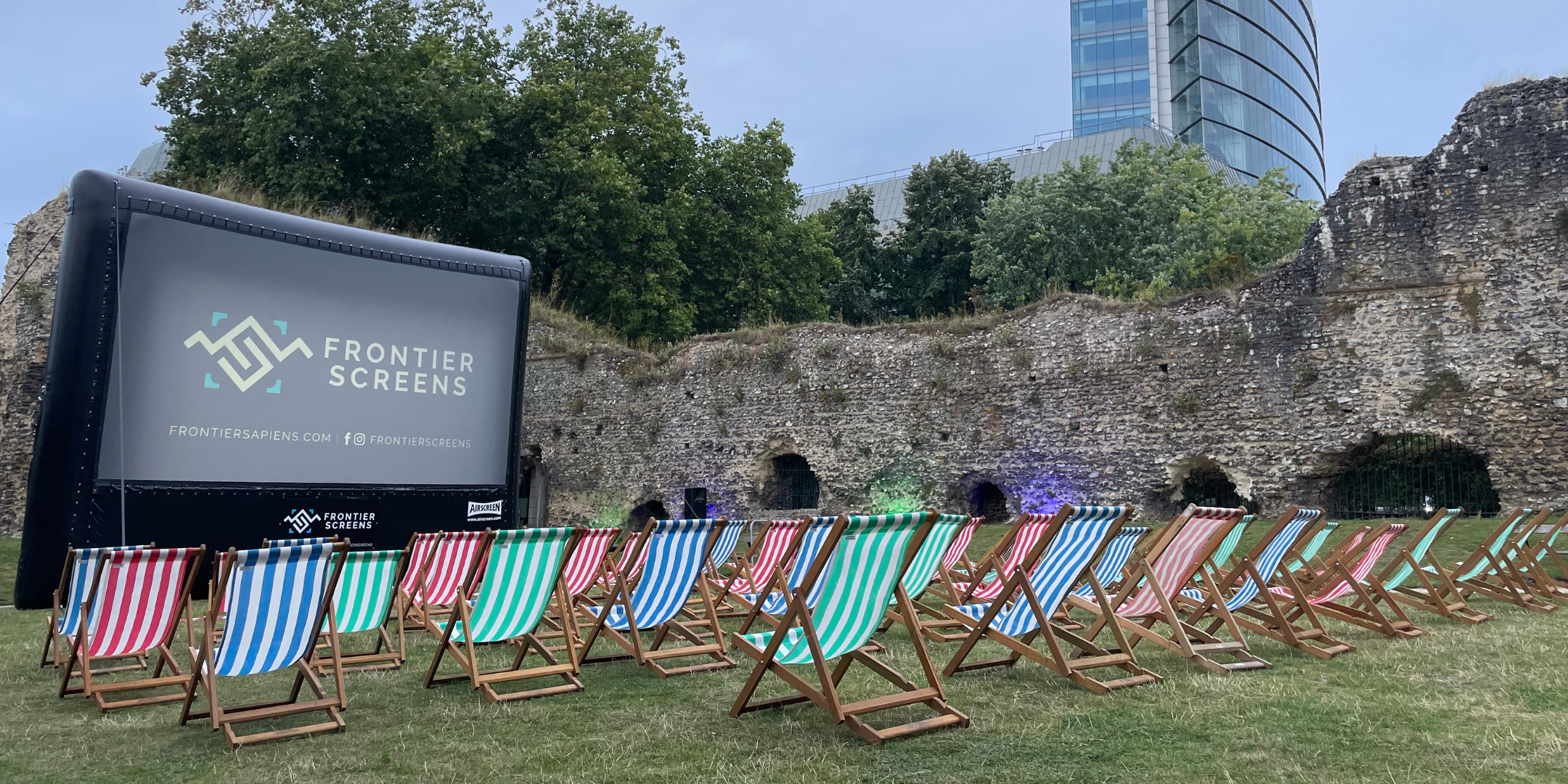 READING OUTDOOR CINEMA - THE GREATEST SHOWMAN