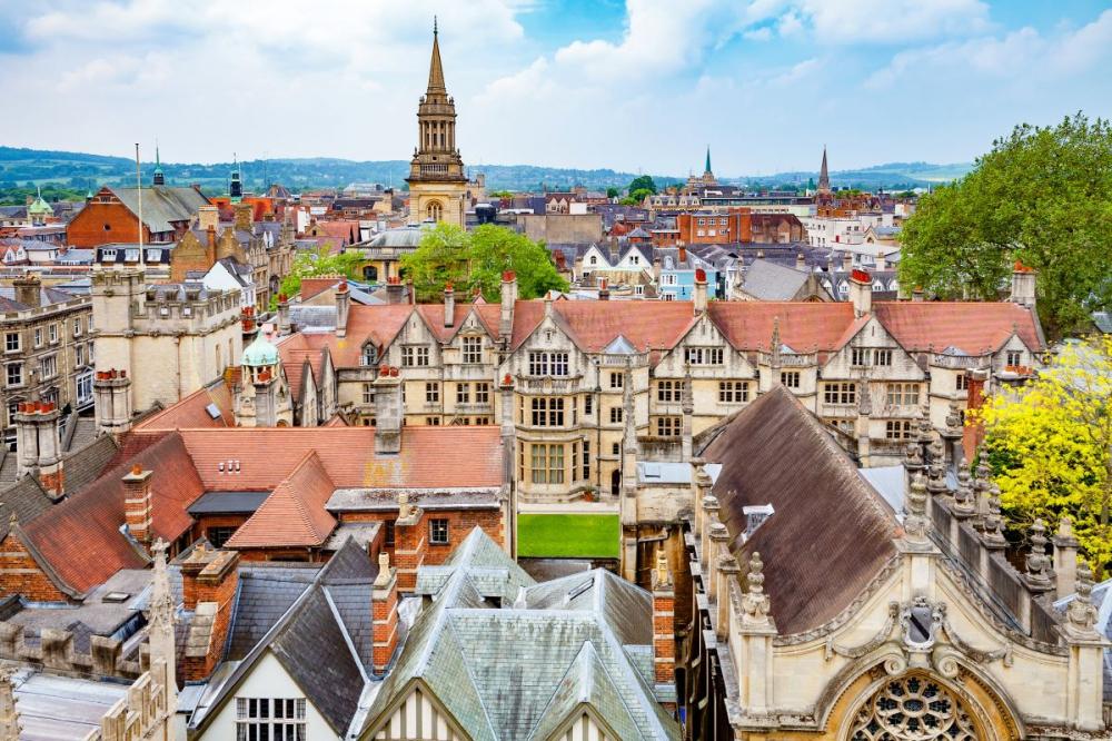 Dreaming Spires & Scholarly Tales in Oxford Audio Tour